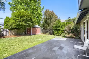 1635 NE Stable Dr, Hillsboro, OR 97124 - Photo 28