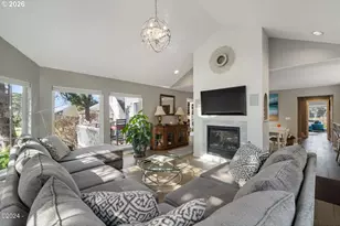 465 SW Edgewater, Depoe Bay, OR 97341 - Photo 6
