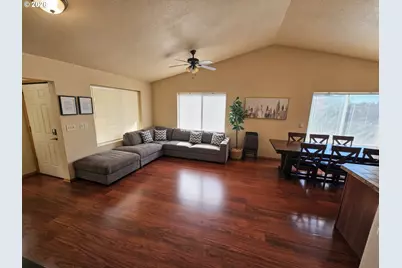 8725 SE 91st Ave, Happy Valley, OR 97086 - Photo 8