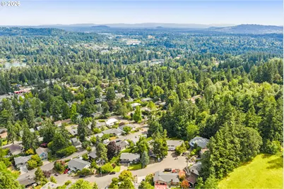 1662 Fircrest Dr, Lake Oswego, OR 97034 - Photo 38