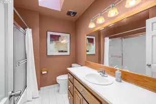 1662 Fircrest Dr, Lake Oswego, OR 97034 - Photo 22