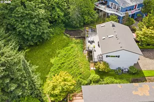 1662 Fircrest Dr, Lake Oswego, OR 97034 - Photo 36