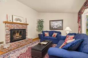 1662 Fircrest Dr, Lake Oswego, OR 97034 - Photo 4