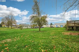 13445 Gaffney Ln, Oregon City, OR 97045 - Photo 32