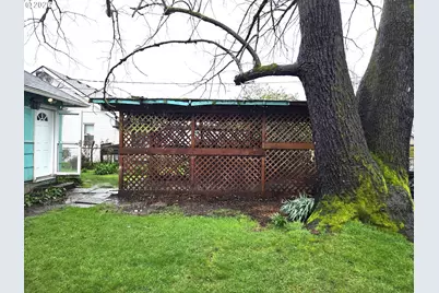 561 15th Ave, Longview, WA 98632 - Photo 22