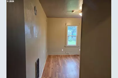 561 15th Ave, Longview, WA 98632 - Photo 12
