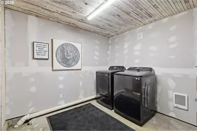 1310 Washington Aly, Eugene, OR 97401 - Photo 18