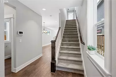 7456 N Stockton Ave, Portland, OR 97203 - Photo 6