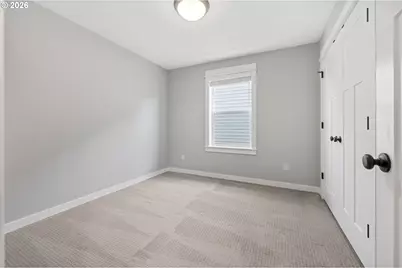 7456 N Stockton Ave, Portland, OR 97203 - Photo 34