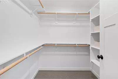 7456 N Stockton Ave, Portland, OR 97203 - Photo 32
