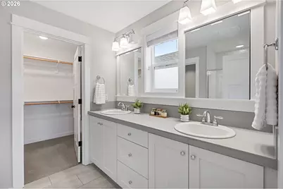 7456 N Stockton Ave, Portland, OR 97203 - Photo 28
