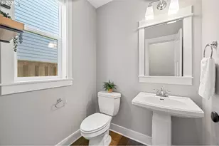 7456 N Stockton Ave, Portland, OR 97203 - Photo 22