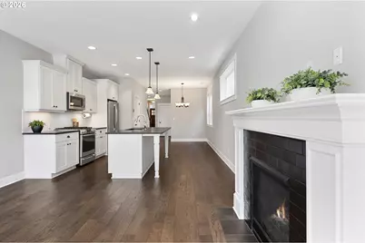 7456 N Stockton Ave, Portland, OR 97203 - Photo 18
