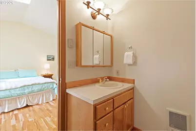 1420 SW Fairway Dr, Waldport, OR 97394 - Photo 20