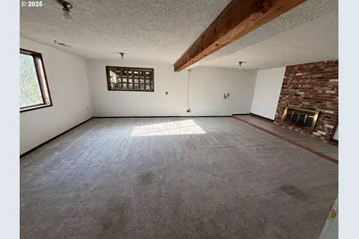 6571 Oakridge Dr, Gladstone, OR 97027 - Photo 26