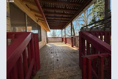 6571 Oakridge Dr, Gladstone, OR 97027 - Photo 4