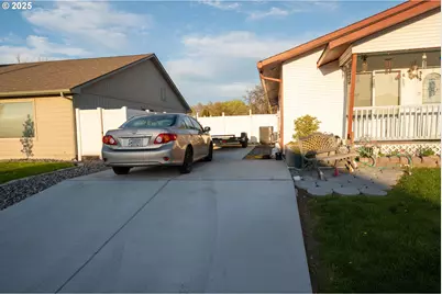 515 SE 6th St, Hermiston, OR 97838 - Photo 20