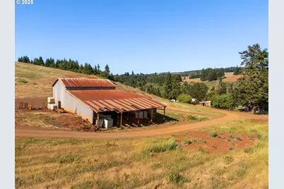 1066 Red Hill Rd, Oakland, OR 97462 - Photo 12
