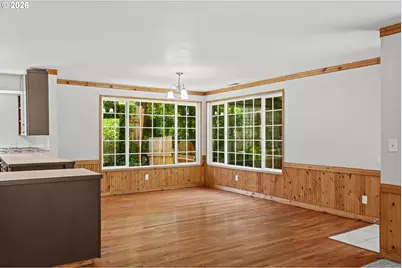 1910 Ash St, North Bend, OR 97459 - Photo 24