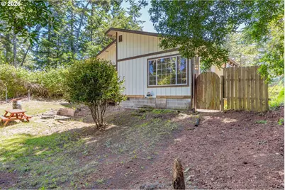 1910 Ash St, North Bend, OR 97459 - Photo 30