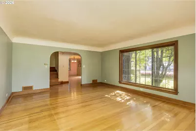 809 NE Jackson School Rd, Hillsboro, OR 97124 - Photo 4
