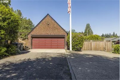 809 NE Jackson School Rd, Hillsboro, OR 97124 - Photo 34