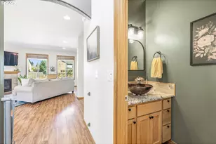 18106 NE 22nd St, Vancouver, WA 98684 - Photo 14