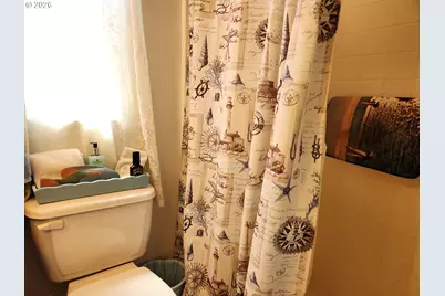 105 Beach Blvd #70, Winchester Bay, OR 97467 - Photo 26