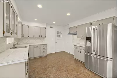 13025 SW Allen Blvd, Beaverton, OR 97005 - Photo 8