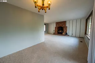 10107 Emily Dr, Island City, OR 97850 - Photo 14