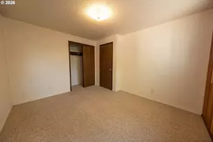 10107 Emily Dr, Island City, OR 97850 - Photo 30