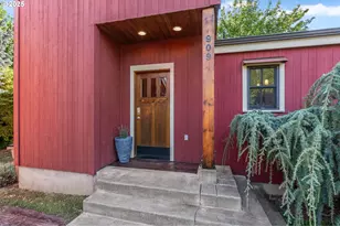 909 Nina Ln, Hood River, OR 97031 - Photo 4