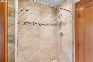 909 Nina Ln, Hood River, OR 97031 - Photo 18