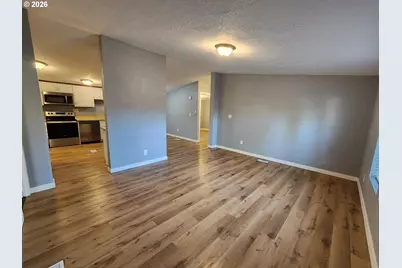 1819 SE Orient Dr #15, Gresham, OR 97080 - Photo 4