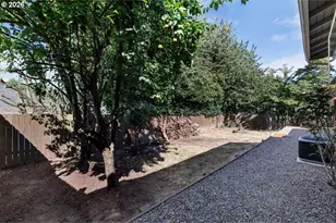 4617 SW Pomona St, Portland, OR 97219 - Photo 36