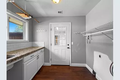 872 Jodee Ln, Brookings, OR 97415 - Photo 24