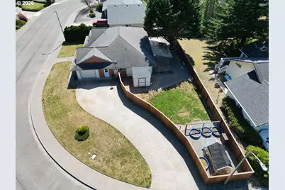 872 Jodee Ln, Brookings, OR 97415 - Photo 36
