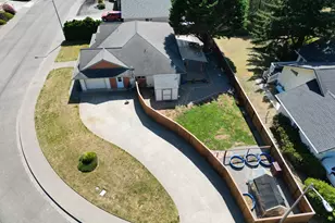 872 Jodee Ln, Brookings, OR 97415 - Photo 36