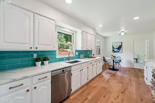 2736 SW Sylvania Terrace, Portland, OR 97219 - Photo 16