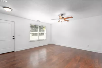750 SE Tokay St, Winston, OR 97496 - Photo 6
