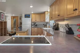 429 N Bridgeton Rd, Portland, OR 97217 - Photo 12