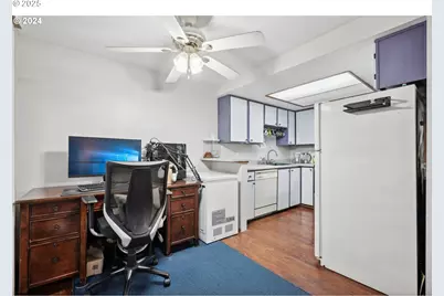 1504 NE 72nd St #2, Vancouver, WA 98665 - Photo 4