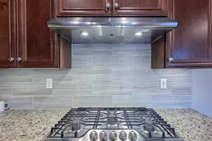 15566 SW Wren Ln, Beaverton, OR 97007 - Photo 12