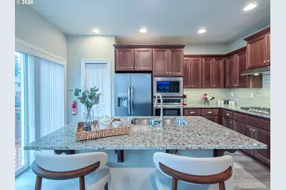 15566 SW Wren Ln, Beaverton, OR 97007 - Photo 10