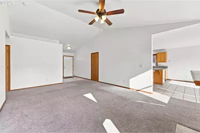 3624 NE 217th Ave, Fairview, OR 97024 - Photo 8