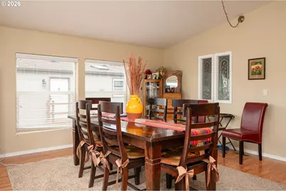 1949 SE Palmquist Rd #4, Gresham, OR 97080 - Photo 14