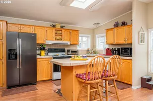 1949 SE Palmquist Rd, Gresham, OR 97080 - Photo 16