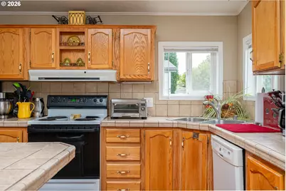 1949 SE Palmquist Rd #4, Gresham, OR 97080 - Photo 10