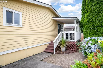 1949 SE Palmquist Rd #4, Gresham, OR 97080 - Photo 4