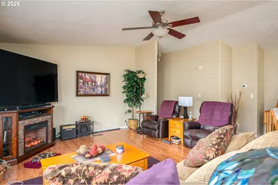 1949 SE Palmquist Rd #4, Gresham, OR 97080 - Photo 22